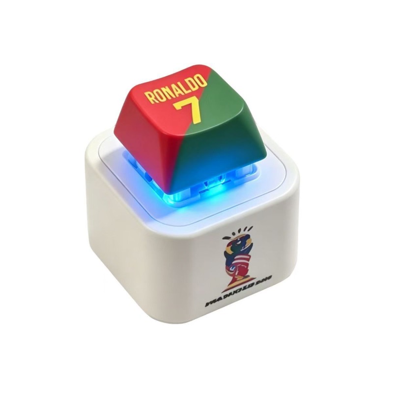 New Cristiano Ronaldo Button S - огляд і ціна Subwoofer