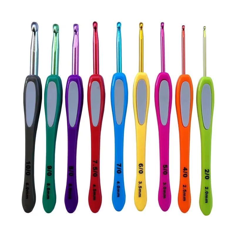 1. Soft Grip Crochet Hook Kit  - огляд і ціна Knob Aluminum